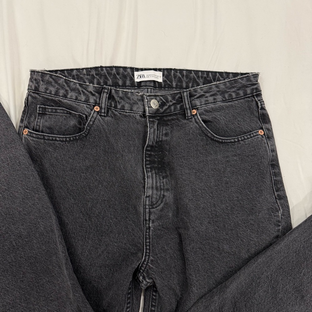 Zara Black Straight Leg Jeans High-Waisted
